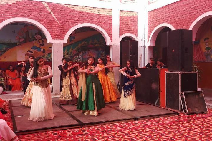 Hari Krishna Public School-Dance