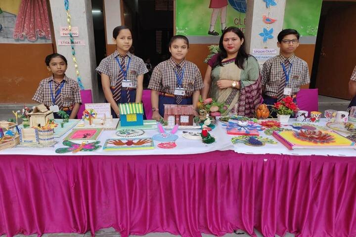 Hari Krishna Public School-Exhibition