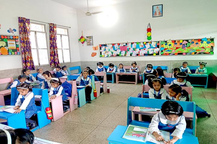 Holy child school new delhi picture