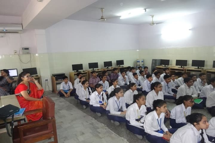 Indira Ideal School-Computer Lab