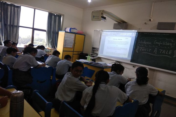 Indraprastha World School-Smart Class