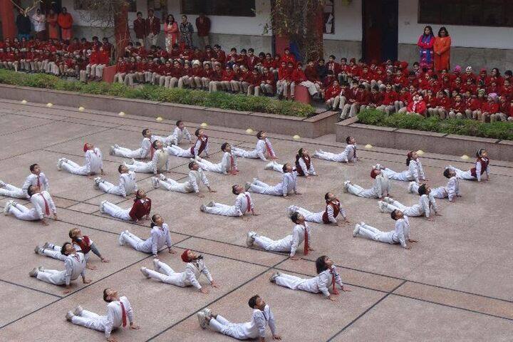 Jinvani Bharti Public School-Yoga