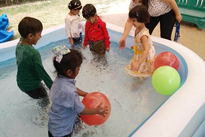 M R Vivekananda Model School-Swimming-Pool