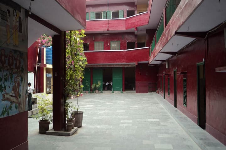Maharishi Dayanand Model School-Campus-View inside
