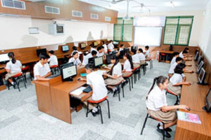Maxfort School-IT-Lab
