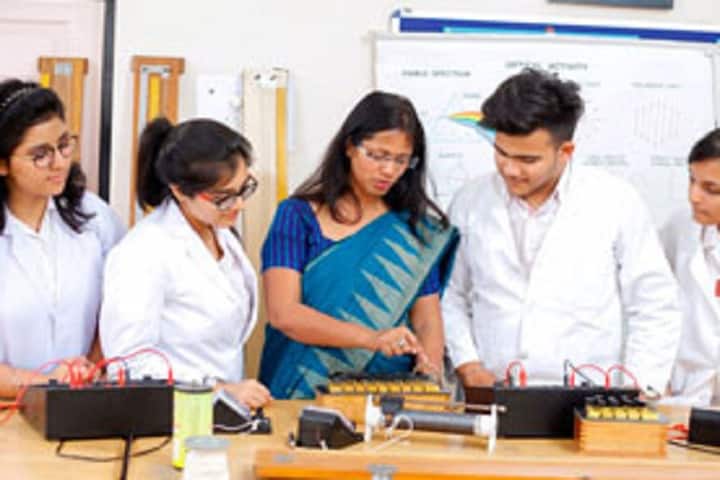 Maxfort School-Laboratory