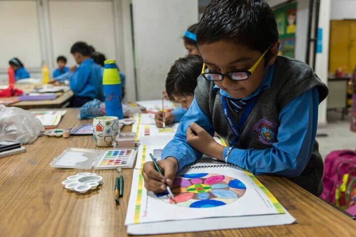 Mira Model Senior Secondary School-Painting Competition