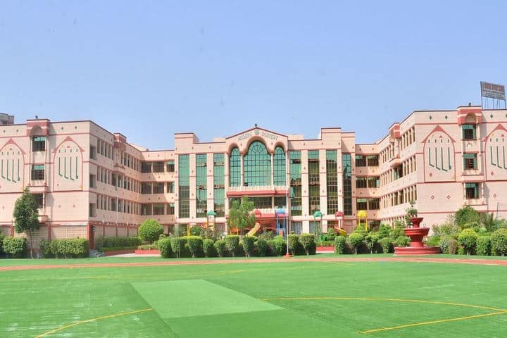 Modern Convent School-School Building