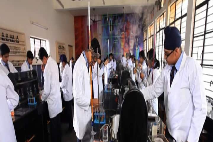 Modern Public School-Chemistry Lab