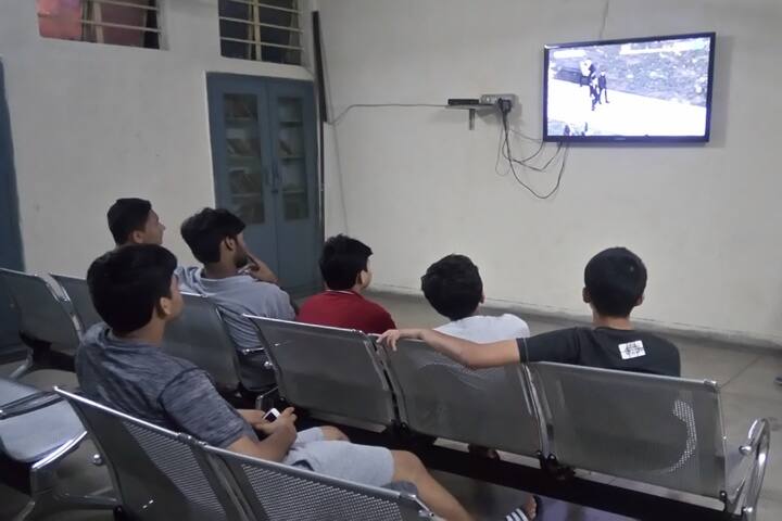 Modern School-TV Room