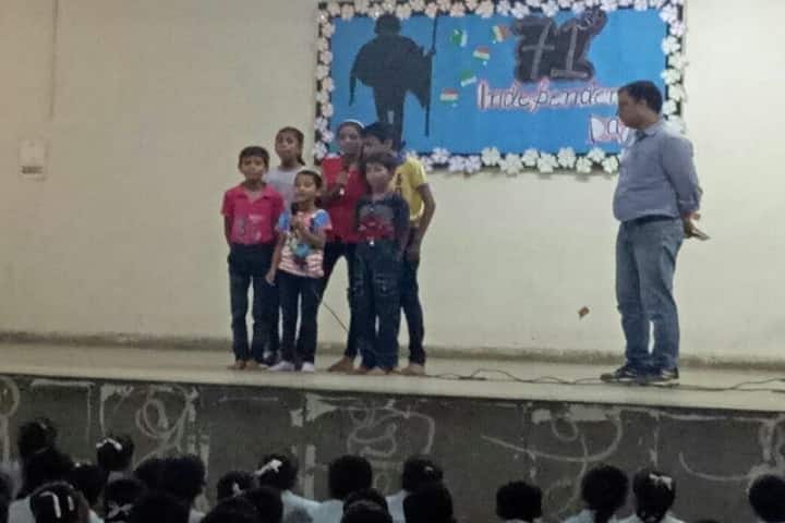 Navyug School-Singing