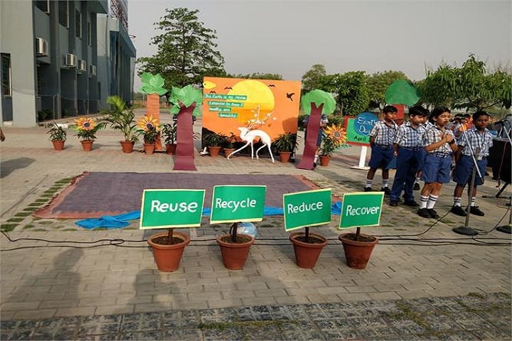 New Era Public School-Earth-Day