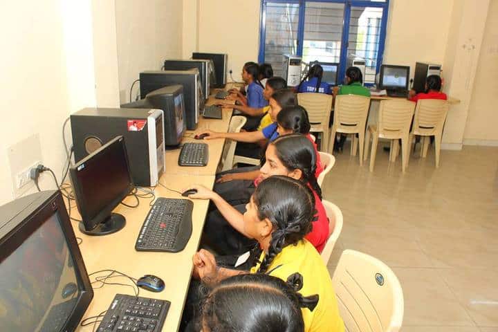 Top Kids School-Computer Lab