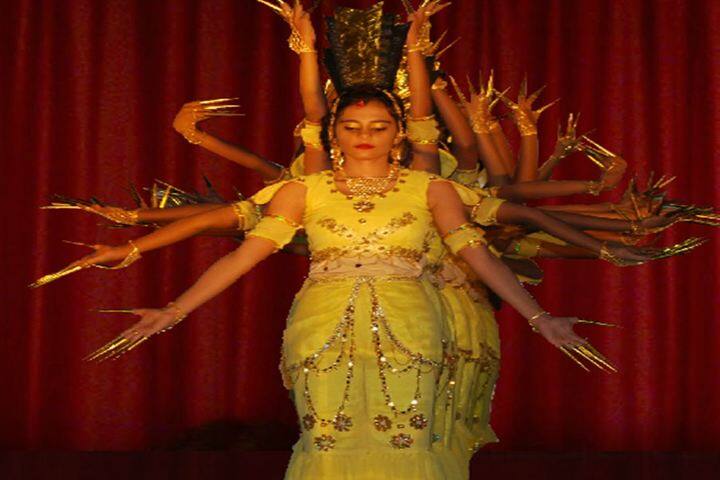 Tripura English Medium School-Dance