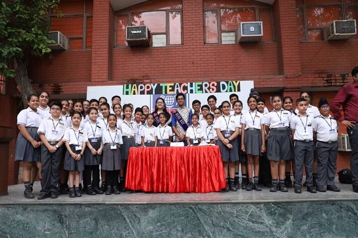 Presidium School-Teachers Day