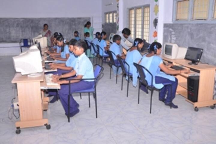 Ushodaya English Medium School-Computer lab