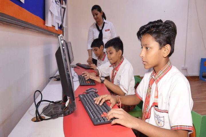 Queen Global International School-Computer Lab