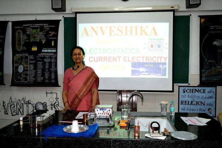 Queens Valley School-Workshop