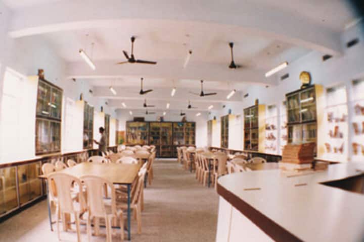 V S St Johns Higher Secondary School-Library