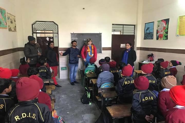 R D International School-Classroom
