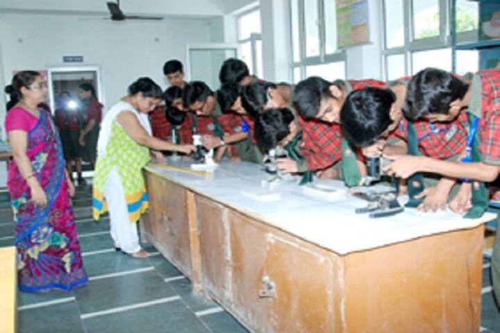Rahul Model Public School-Physics Lab