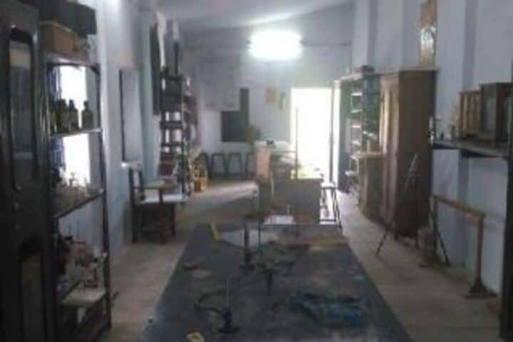 Vidya Mandir English Medium High School-Chemistry Lab