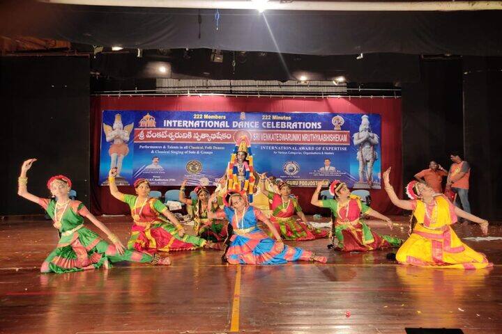 Vignan Steel City Public School-Dance