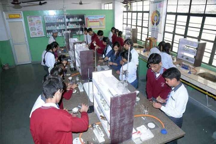Ratan Jee Modern School-Chemistry Lab