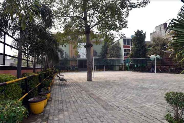 Ratan Jee Modern School-Badminton Court
