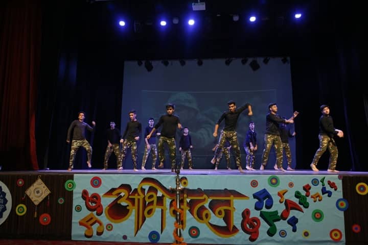 SSLT Gujarat Senior Secondary School-Dance