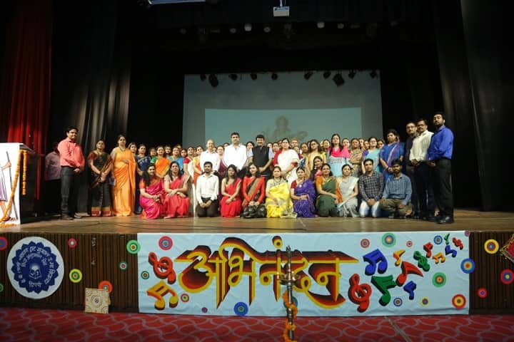 SSLT Gujarat Senior Secondary School-Group Photo