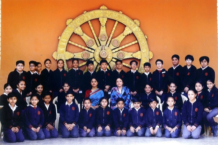Sardar Patel Vidyalaya-Group Photo
