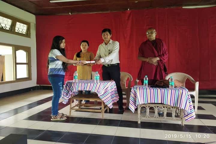 Arunachal Pali Vidyapith-Prizes2