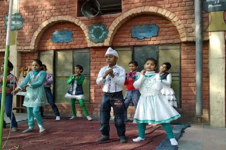 Shri Vishwakarma Model School-Dance