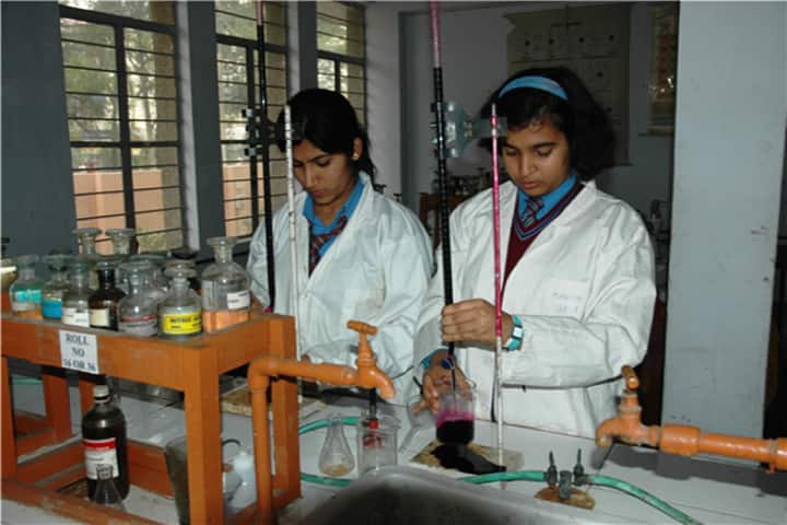 St Cecilias Public School-Chemistry Lab