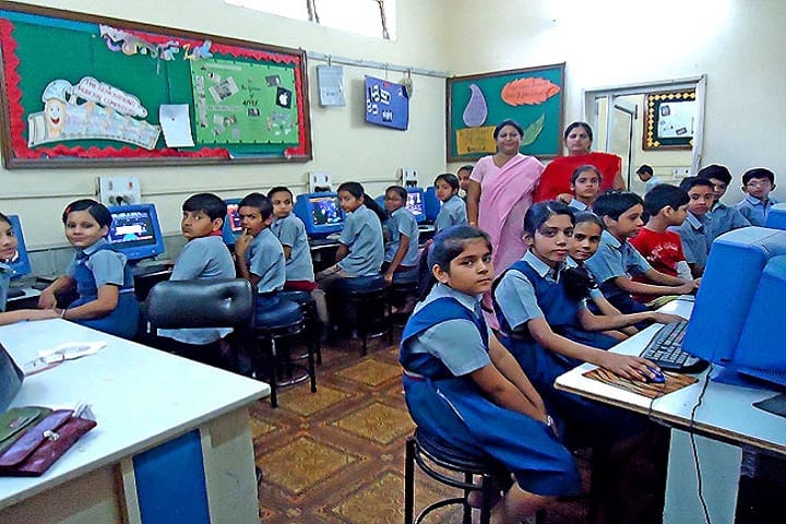 The Lawrence Public School-Computer Lab