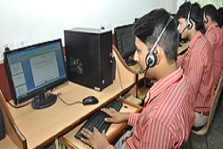 Vishal Bharti Public School-Computer Lab