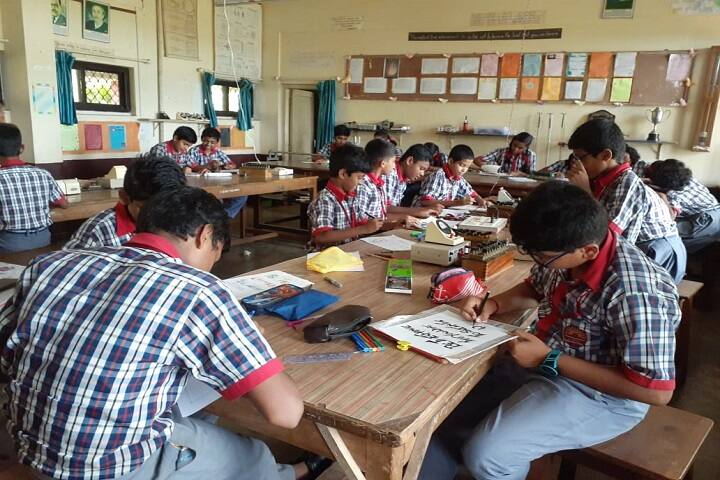 Kendriya Vidyalaya No 1 -Physic Lab
