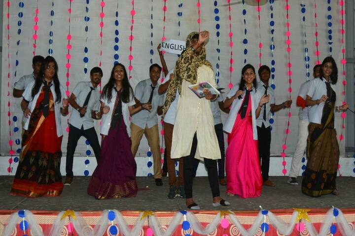 Aadharshila School-teacher