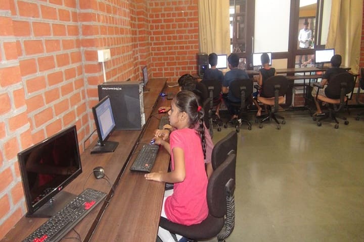 Academic Heights Public School-Computer-Computer Lab