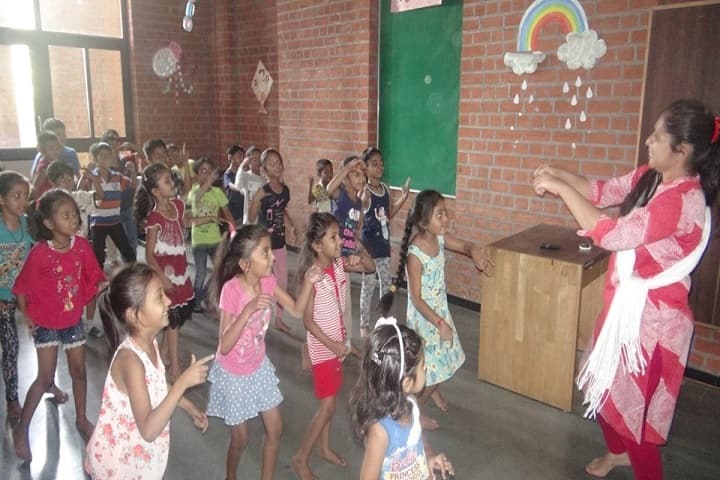 Academic Heights Public School-Dance class