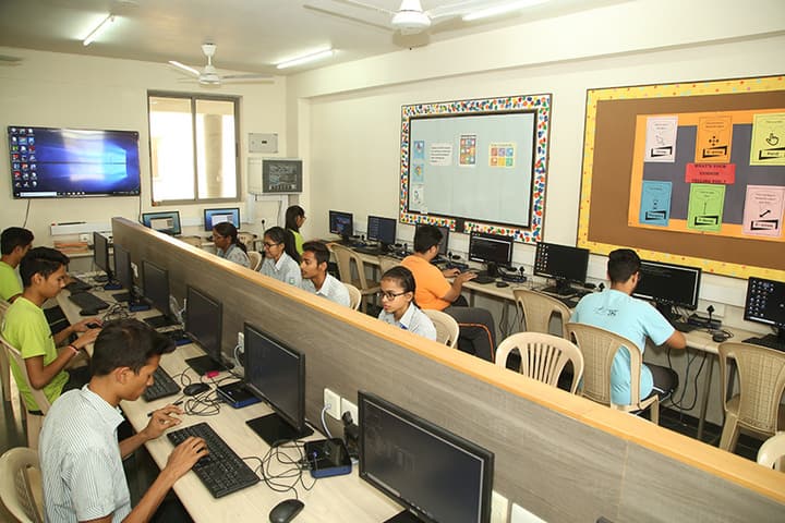 Anand Niketan School Sughad Campus-Computer Lab