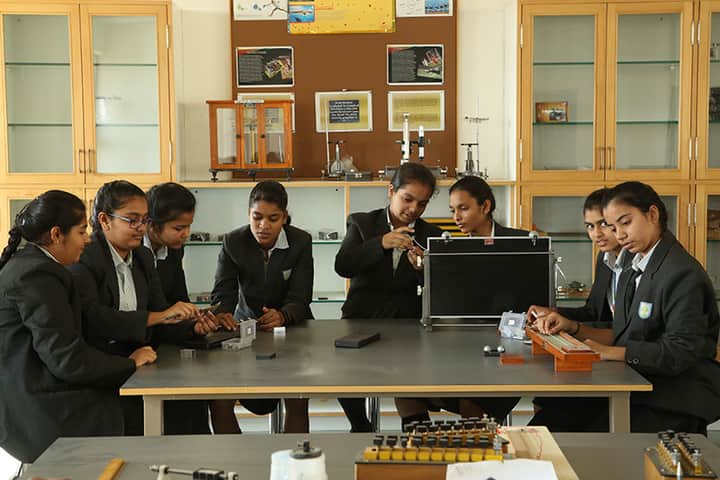 Anand Niketan School Sughad Campus-Physics Lab