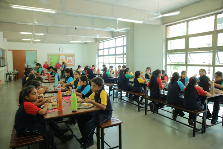 Apple Global School-Cafeteria