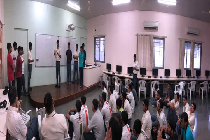 Atmiya Vidya Mandir-Computer Lab