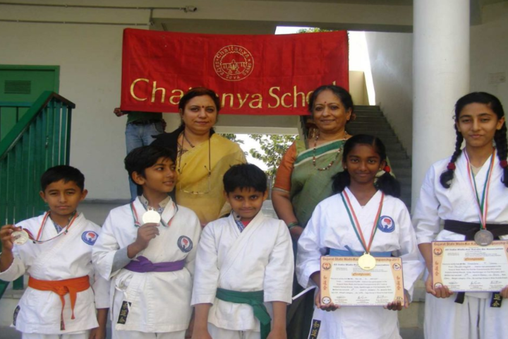 Chaitanya School-Karate prize winners