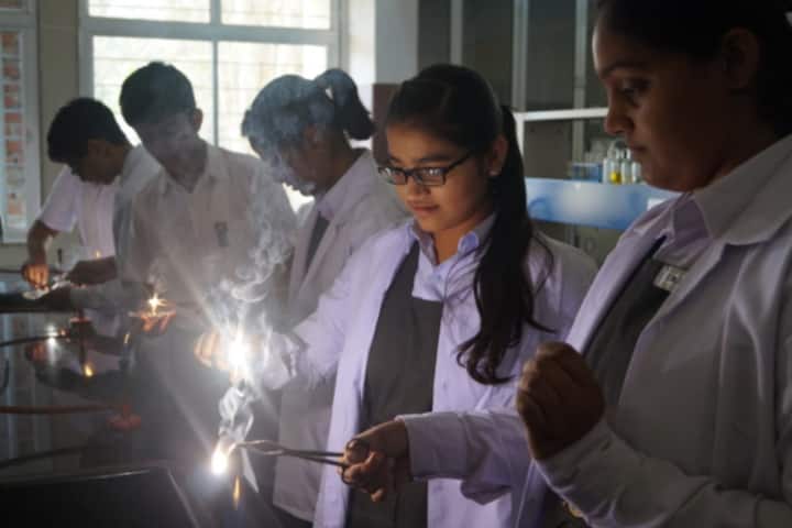 Chanderbala Modi Academy-Chemistry Lab