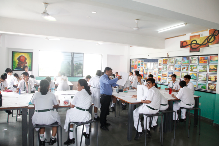 Delhi Public School-Art and craft room