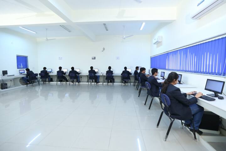 Divine Child International School-Computer Lab