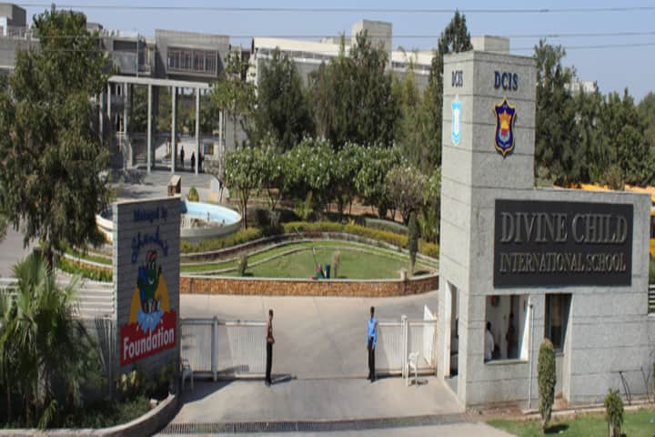 Divine Child International School-School View